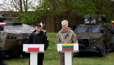 Варшава та Вільнюс готові прийняти американських солдат