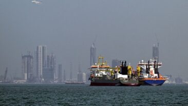 ВМС США в рамках операції Свобода вивели лише два судна