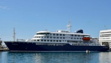 Пасажири лайнера MV Hondius повернулися додому після спалаху хантавирусу