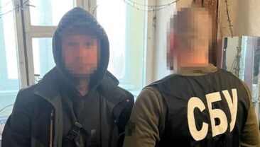 СБУ затримала блогерів, які розкривали позиції ЗСУ