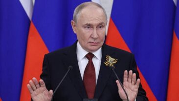 Путін висловив бажання зустрітися із Зеленським в третій країні