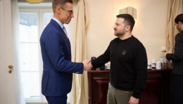 Зеленський обговорив співпрацю з президентом Фінляндії