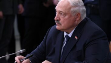 Лукашенко закликав до переоснащення білоруської армії
