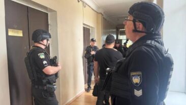 Стрільба в міськраді Світловодська: Одна людина поранена