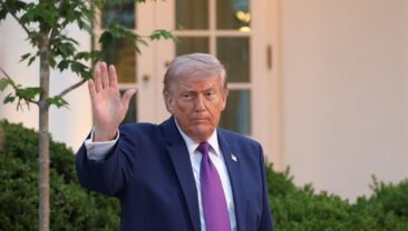 Дональд Трамп відправляється до Китаю для переговорів з Сі Цзиньпіном