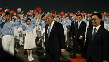 Трамп відвідує Китай: історичний візит та ключові теми переговорів