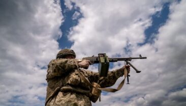 Тривожна ситуація на фронті: 257 атак російських загарбників за добу