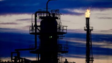 Атаки українських дронів значно скоротили видобуток нафти в Росії