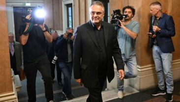 Австрійського розвідника визнали винним у шпіонажі на користь Росії