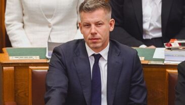 У Венгрії обговорюють поправки до конституції, що обмежують термін повноважень прем’єра