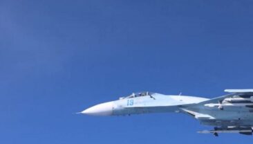 Російські літаки небезпечно перехопили британський розвідник над Чорним морем