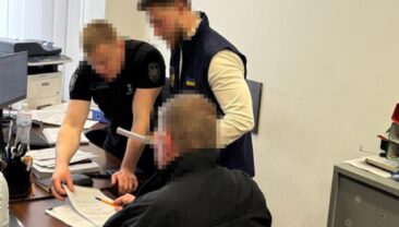Правоохоронці викрили організовану групу, що незаконно переоформляла квартири в Київській області