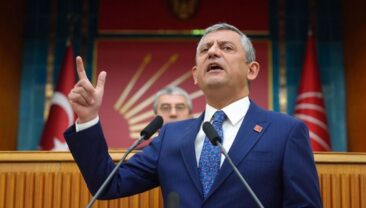 Суд Туреччини анулював результати з’їзду CHP та відсторонив керівництво