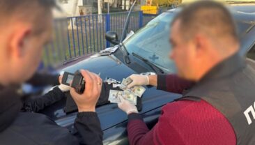 На Волині виявили організовану групу, яка продавала автомобілі під виглядом гуманітарної допомоги