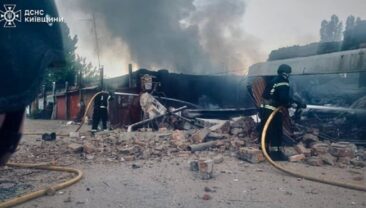Російська армія могла цілитися по Києву, але вдарила по гаражах у Білій Церкві
