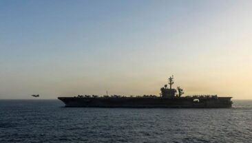 США завдали удари по іранським ракетним пусковим установкам і катерам