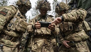 Масове застосування дронів-камікадзе з ІІ може змінити баланс сил у Литві