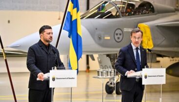 Швеція передасть Україні 16 істребителів Gripen та продасть ще 20