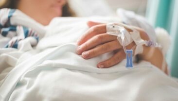 Відпочинок у Карпатах закінчився отруєнням для понад 20 дітей