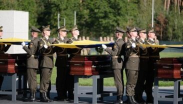 На НВМК за дев’ять місяців провели 350 захоронень українських захисників