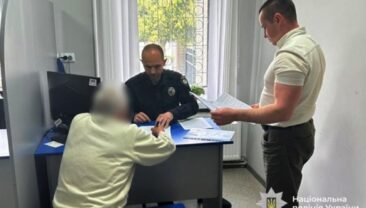 У Вінницькій області затримали 82-річного чоловіка за підозрою в зґвалтуванні дівчинки