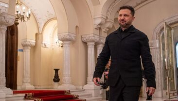 Зеленський: ВСУ поразили 15 російських НПЗ