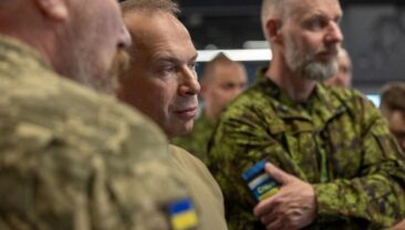 Сирський разом із естонським колегою відвідав фронт