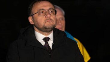 Героїзм українців: Посол України у Польщі повертатиме свій орден