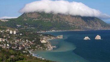Крим частково залишився без світла та води