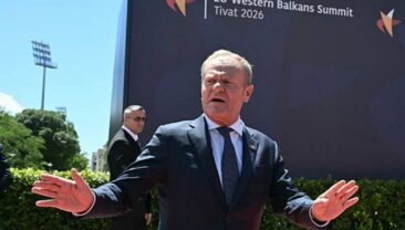 Прем’єр-міністр Польщі закликав до деескалації конфлікту