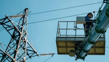 В Україні зафіксовані нові відключення електроенергії через ворожі атаки