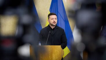 Зеленський закликає світ посилити тиск на Росію для завершення війни