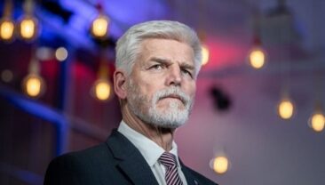 Чехія не включатиме президента Петра Павела до делегації на саміт НАТО