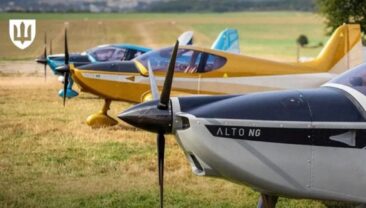 Україна отримала 10 навчально-тренувальних літаків ALTO NG