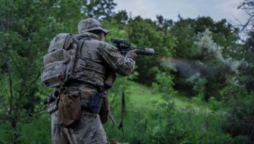 Протистояння на фронті: 256 боїв за добу та знищення 1350 окупантів