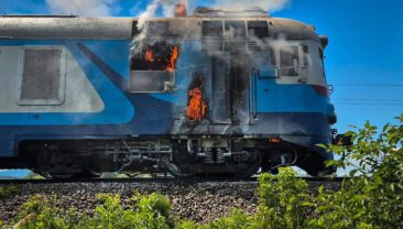 У Закарпатті під час руху спалахнув дизель-поїзд
