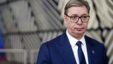 Президент Сербії Олександр Вучич оголосив про відставку