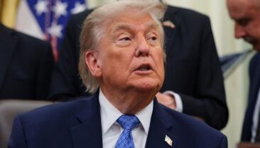 Трамп назвав соціал-демократів загрозою для США