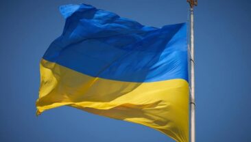 Зеленський звернувся до українців з нагоди 30-річчя Конституції України