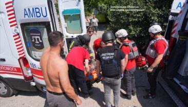 Внаслідок російського авіаудару у Запорожжі постраждали 11 осіб