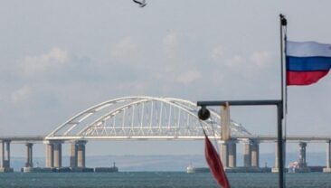 В Керчі лунають численні вибухи – соцмережі