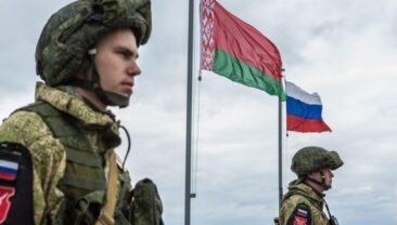 Єврокомісія: Беларусь ризикує бути втягнутою у війну через підтримку Росії