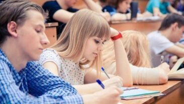 В українській освіті нові досягнення: рекордна кількість вузів потрапила у світовий рейтинг-2026
