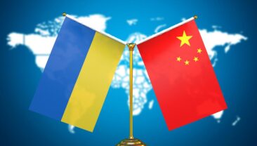 Лі Цян направив вітальну телеграму новому прем’єр-міністру України Сергію Корецькому