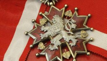 В Чехії також планують позбавити Зеленського ордена