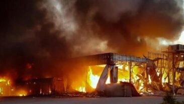 Окупанти завдали удару по будівельному супермаркету на Ніколаївщині