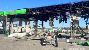 Окупанти нищать АЗС: до чого готуватися українцям