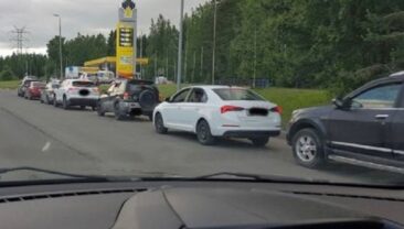 Росія планує отримати 50 тисяч тонн бензину з Казахстану як гуманітарну допомогу