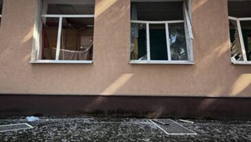 Сумська школа під обстрілом окупантів: героїчні українці знову на захисті своїх дітей