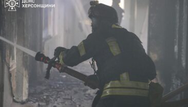 Окупанти завдали удару по лікарні в Херсоні: є жертви